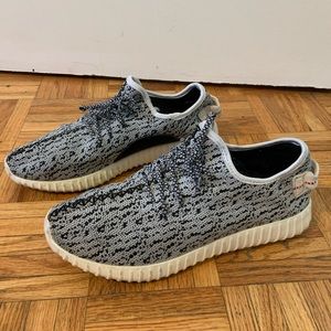 adidas Yeezy Boost Turtle Dove